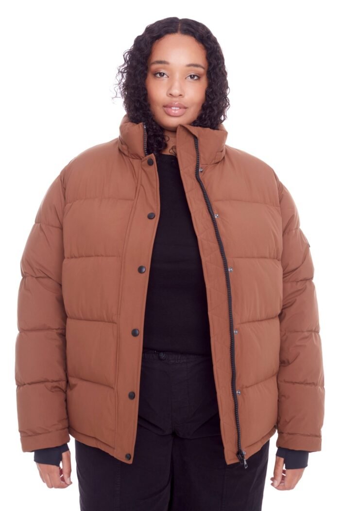 FORILLON PLUS | WOMEN'S VEGAN DOWN (RECYCLED) SHORT QUILTED PUFFER JACKET. MAPLE (PLUS SIZE) - Image 7