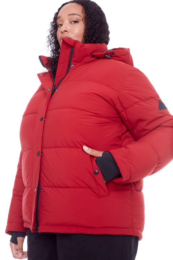 FORILLON PLUS | WOMEN'S VEGAN DOWN (RECYCLED) SHORT QUILTED PUFFER JACKET. DEEP RED (PLUS SIZE) - Image 7